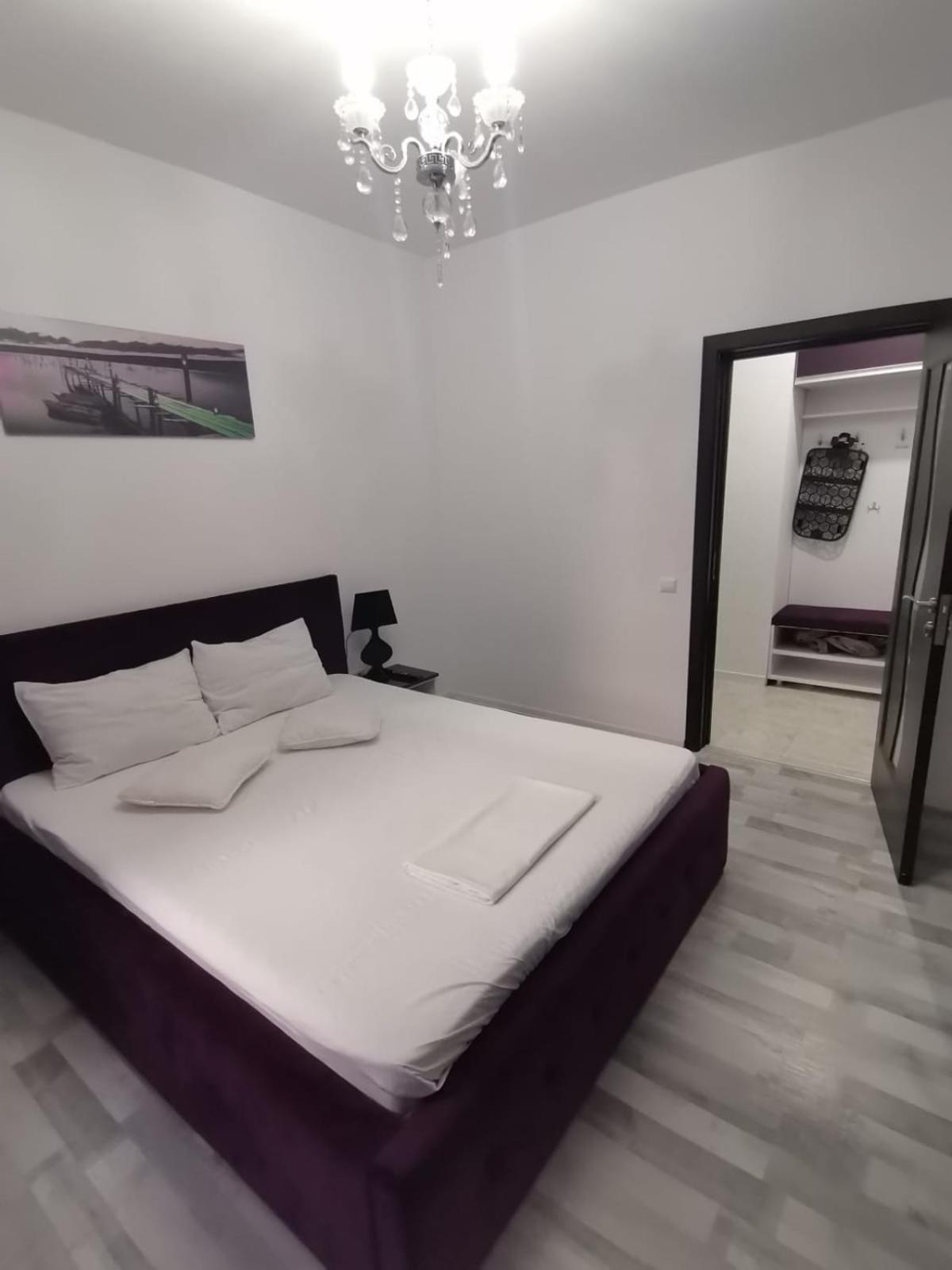 B&P Apartments Mamaia Nord 5 Navodari Exterior photo