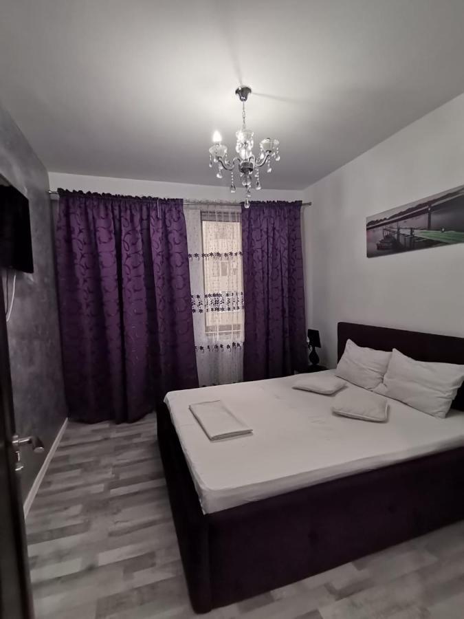 B&P Apartments Mamaia Nord 5 Navodari Exterior photo